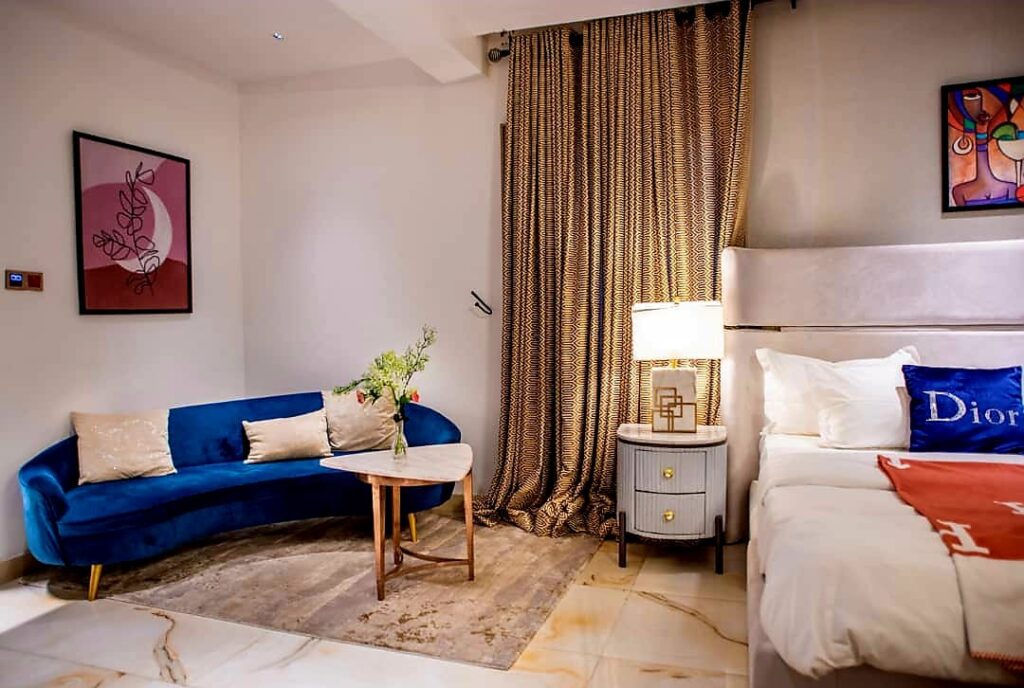 3 Bedroom Luxury Sea View Apartment, Banana Island